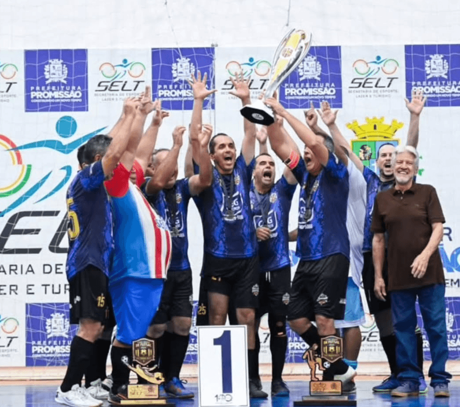 Amigos do Futebol vence campeonato 50+